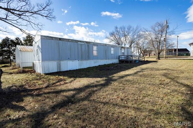 115 Foxworth Avenue, St Robert, MO 65584