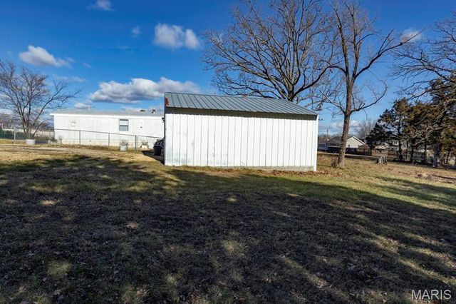 115 Foxworth Avenue, St Robert, MO 65584