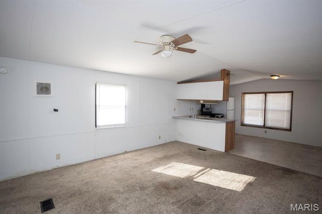 115 Foxworth Avenue, St Robert, MO 65584