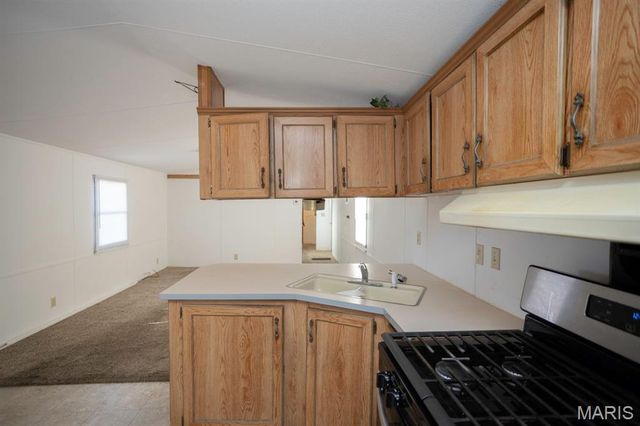 115 Foxworth Avenue, St Robert, MO 65584