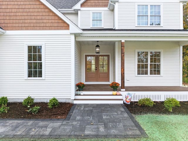 2 Boette Lane, Foxboro, MA 02035