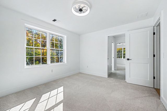2 Boette Lane, Foxboro, MA 02035