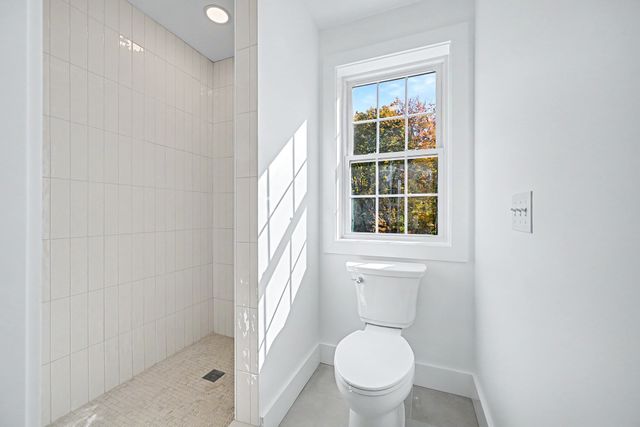 2 Boette Lane, Foxboro, MA 02035