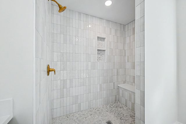 2 Boette Lane, Foxboro, MA 02035