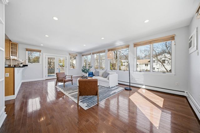 92 Shaw Rd, Belmont, MA 02478