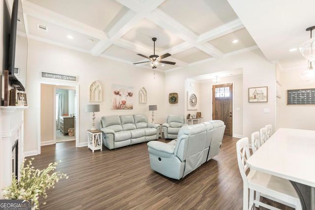 101 Mosswood Court, Kathleen, GA 31047