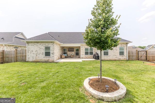 101 Mosswood Court, Kathleen, GA 31047