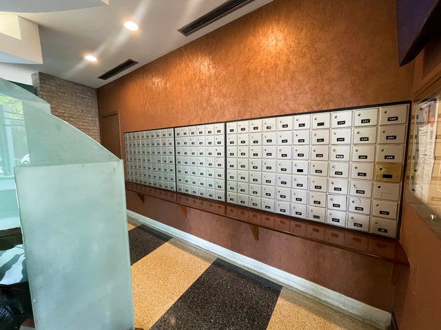 6301 N SHERIDAN Road 4J, Chicago, IL 60660