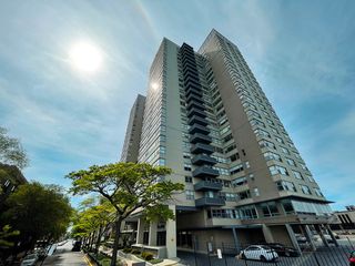 6301 N SHERIDAN Road 4J, Chicago, IL 60660