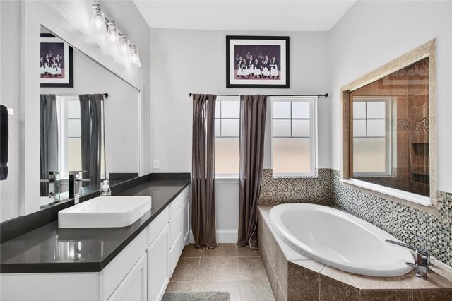 155 Jacks Corner Drive, Montgomery, TX 77316