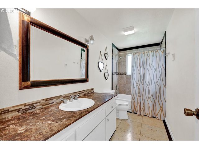 4514 SOUZA St, Eugene, OR 97402