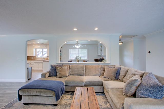 605 Camellia St, Turlock, CA 95380