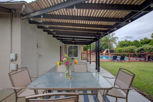 605 Camellia St, Turlock, CA 95380