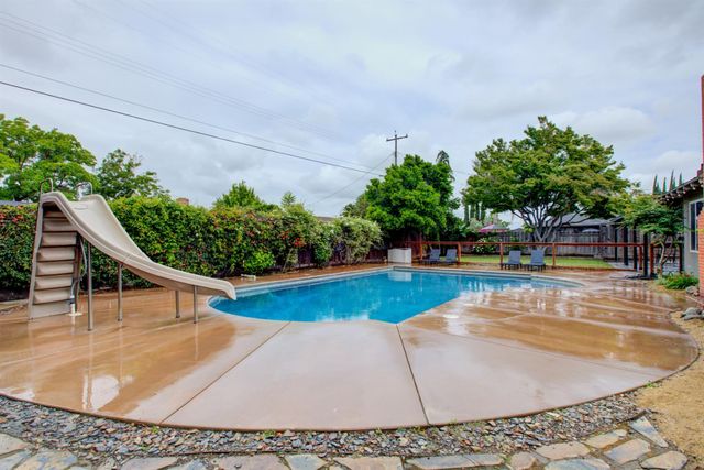 605 Camellia St, Turlock, CA 95380