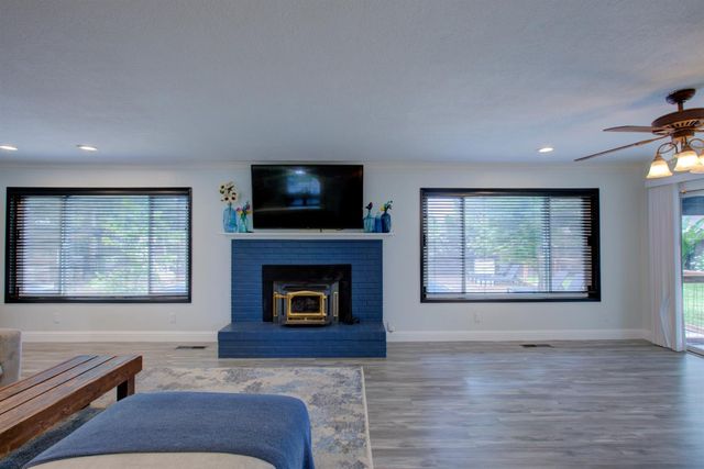 605 Camellia St, Turlock, CA 95380