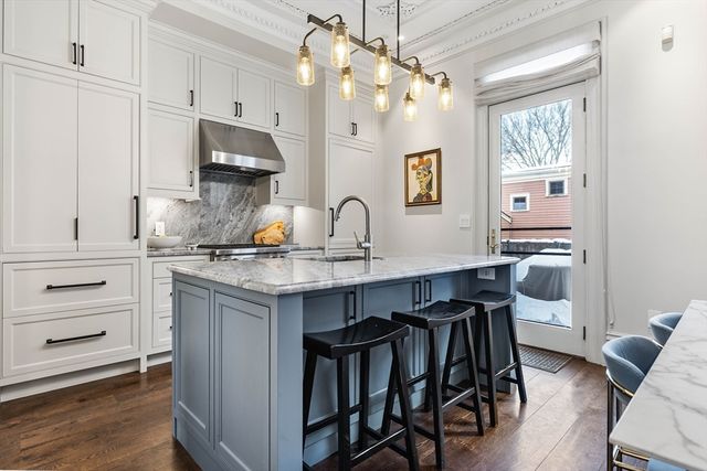 93 Third St, Cambridge, MA 02141