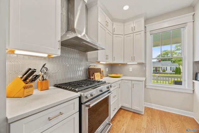 2610 Poincianna Street SE, Huntsville, AL 35801