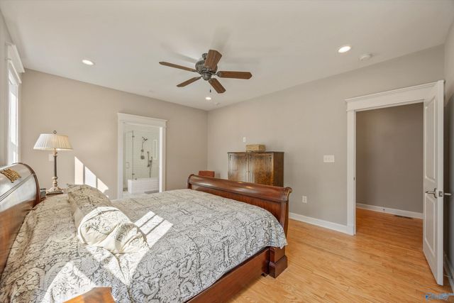 2610 Poincianna Street SE, Huntsville, AL 35801