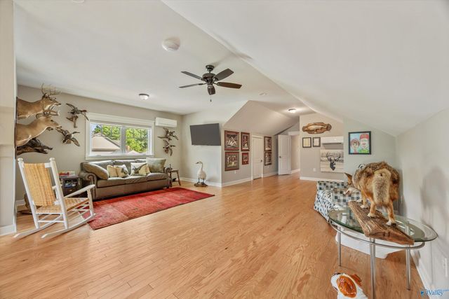 2610 Poincianna Street SE, Huntsville, AL 35801