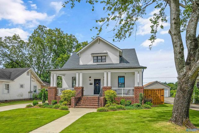 2610 Poincianna Street SE, Huntsville, AL 35801