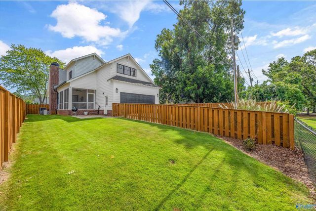 2610 Poincianna Street SE, Huntsville, AL 35801