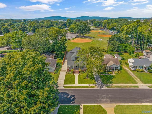 2610 Poincianna Street SE, Huntsville, AL 35801