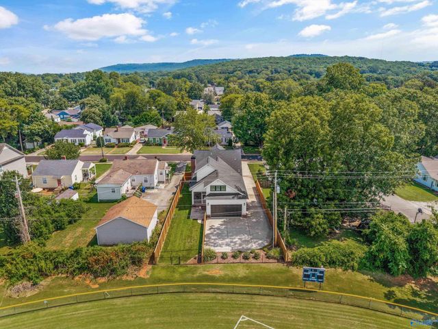 2610 Poincianna Street SE, Huntsville, AL 35801