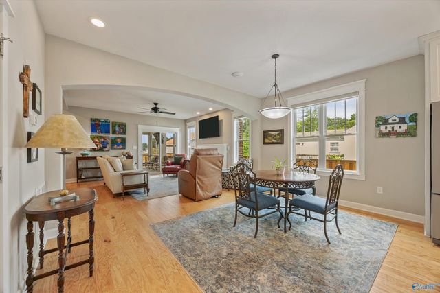 2610 Poincianna Street SE, Huntsville, AL 35801