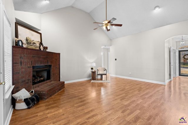 101 Bay Laurel Circle, Warner Robins, GA 31088