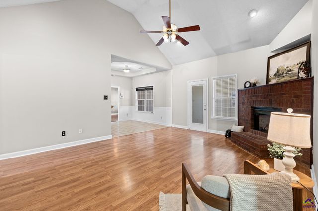 101 Bay Laurel Circle, Warner Robins, GA 31088