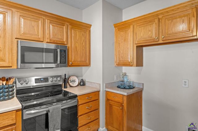 101 Bay Laurel Circle, Warner Robins, GA 31088