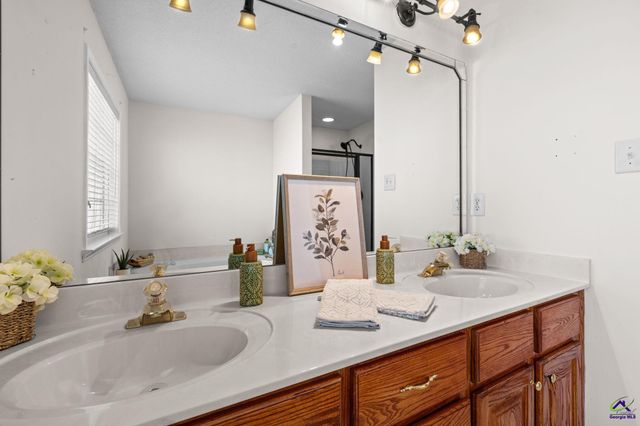 101 Bay Laurel Circle, Warner Robins, GA 31088