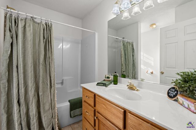 101 Bay Laurel Circle, Warner Robins, GA 31088