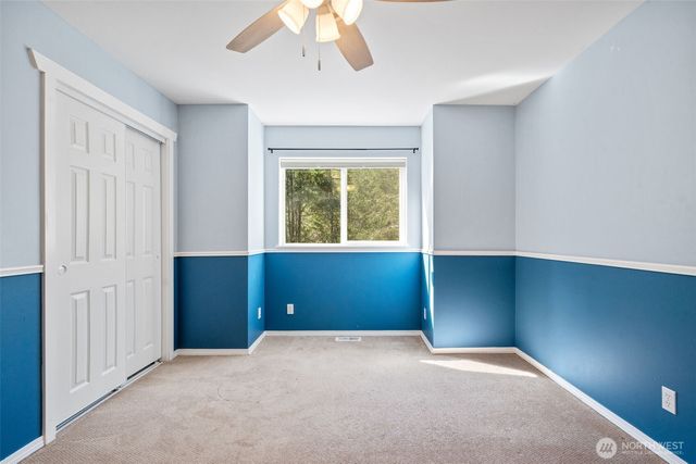 5662 Hicks Ave NE, Bremerton, WA 98311