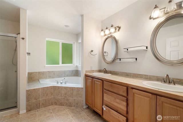 5662 Hicks Ave NE, Bremerton, WA 98311