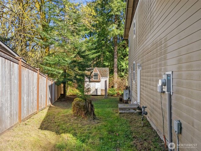 5662 Hicks Ave NE, Bremerton, WA 98311