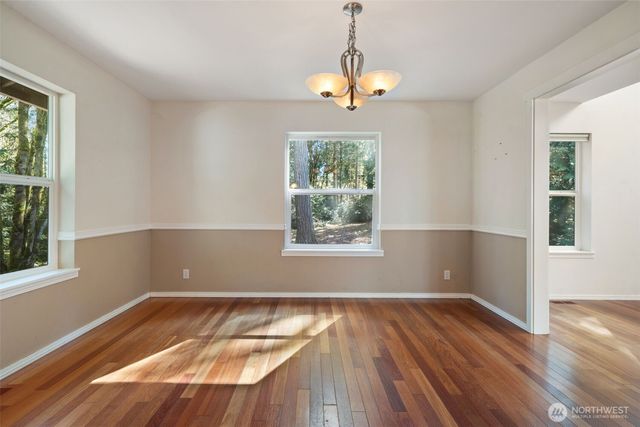 5662 Hicks Ave NE, Bremerton, WA 98311