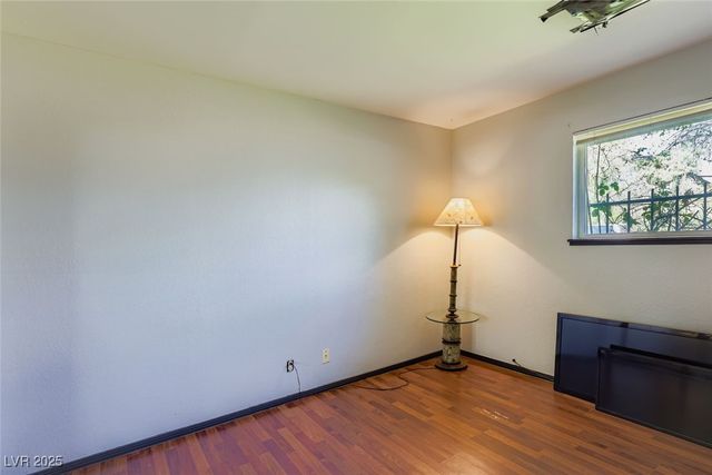 4465 Emerald Avenue, Las Vegas, NV 89120