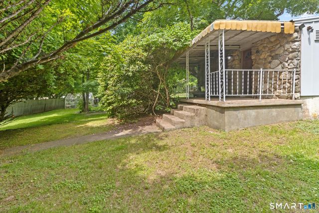 527 Lake Street, Manchester, CT 06042