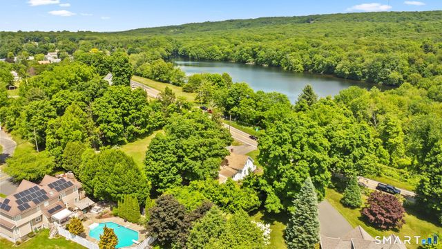 527 Lake Street, Manchester, CT 06042