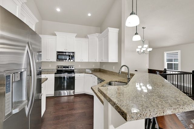 464 S HARMONY DR, Layton, UT 84041