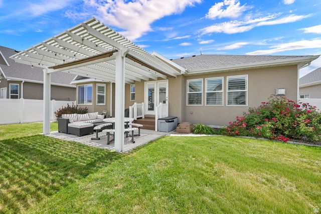 464 S HARMONY DR, Layton, UT 84041