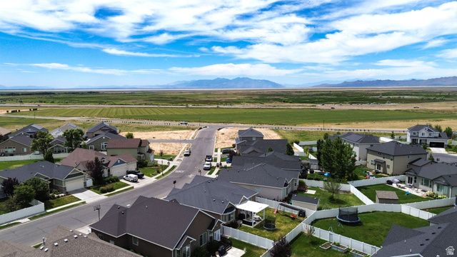 464 S HARMONY DR, Layton, UT 84041