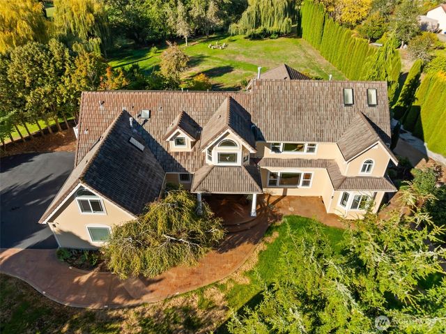 3725 Hollywood Drive NE, Olympia, WA 98516