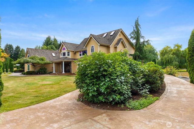 3725 Hollywood Drive NE, Olympia, WA 98516