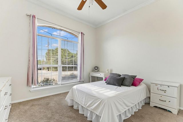 6005 La Mesa ST, Lago Vista, TX 78645