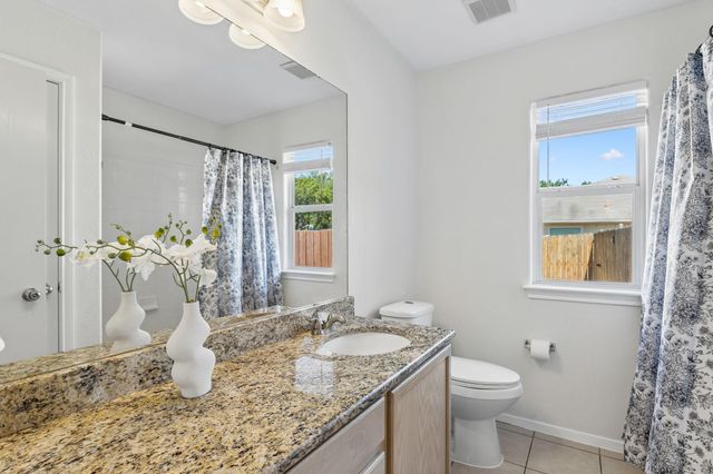 6005 La Mesa ST, Lago Vista, TX 78645