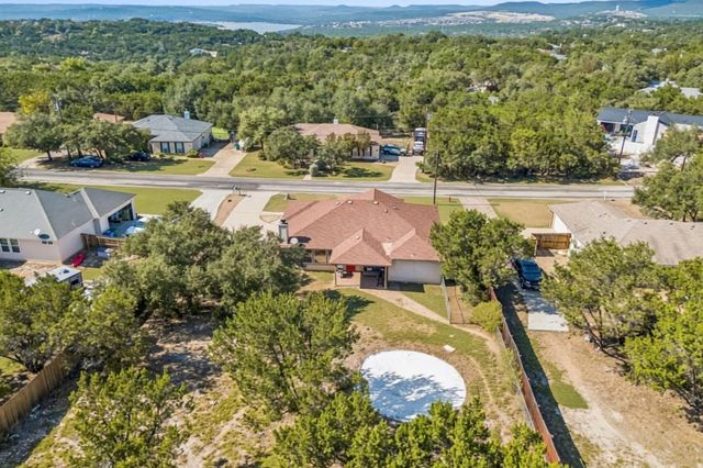 6005 La Mesa ST, Lago Vista, TX 78645