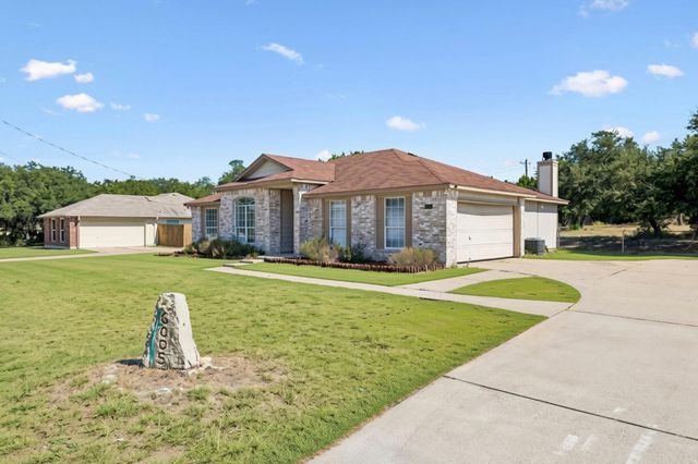 6005 La Mesa ST, Lago Vista, TX 78645