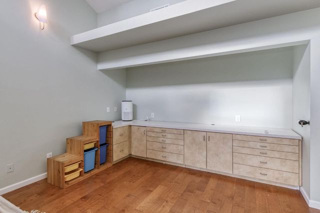 6090 Amber Avenue, Clovis, CA 93619